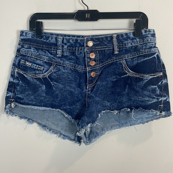 Amethyst Jeans Pants - Amethyst stonewashed jean button fly shorts cutoffs women junior size 11